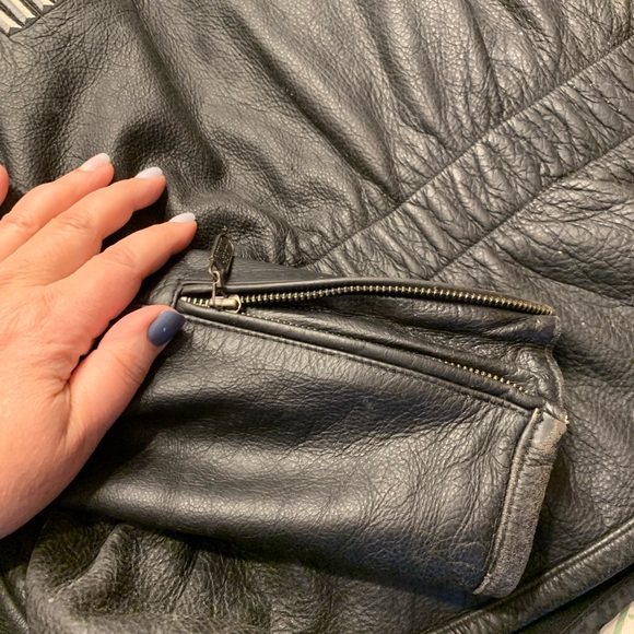 Harley Davidson, leather ladies jacket, absolutely stunning - Picture 2 of 6
